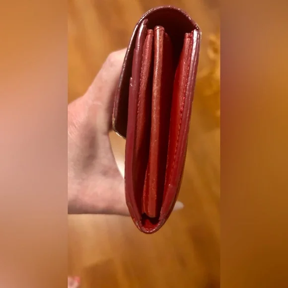 Louis Vuitton Vernis Red Wallet - Picture 7 of 13